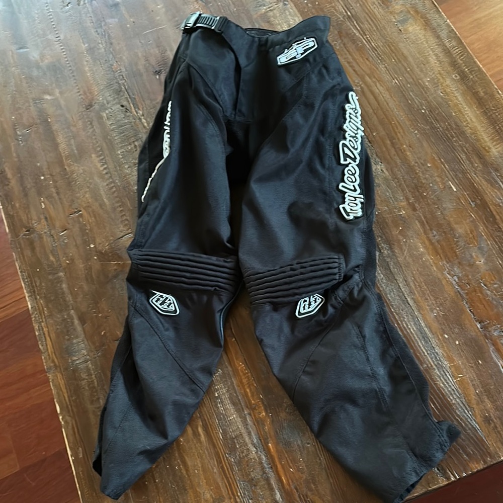 Troy Lee Designs Kids Black race pants waist 26
